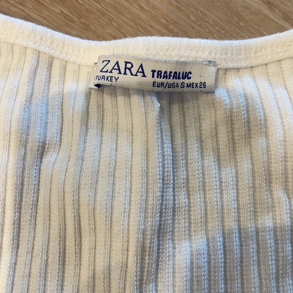 Zara t-shirt - Picture 3 of 4